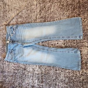 Maurices jeans